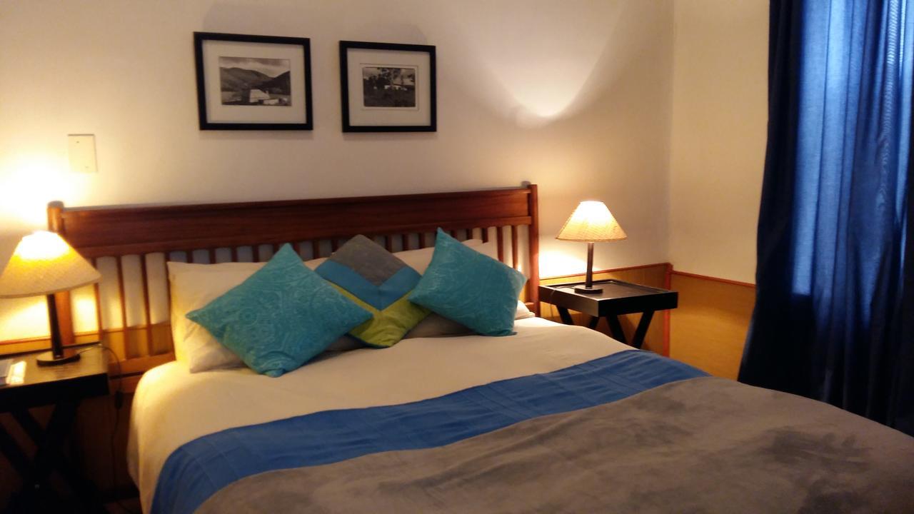 Albertinia Hotel ภายนอก รูปภาพ